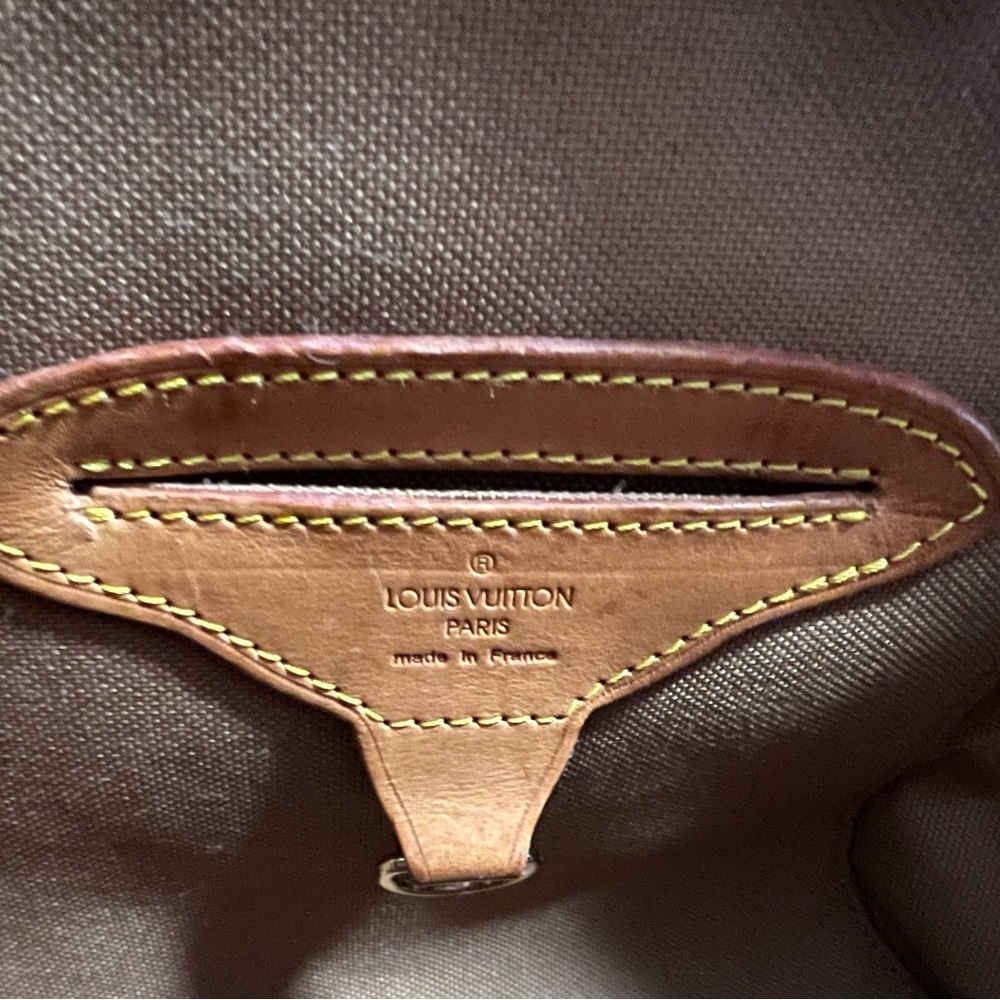 Authentic Vintage Louis Vuitton Monogram Ellipse PM Handbag - Picture 16 of 17
